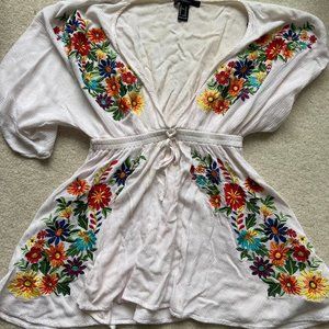 White flowey coverup